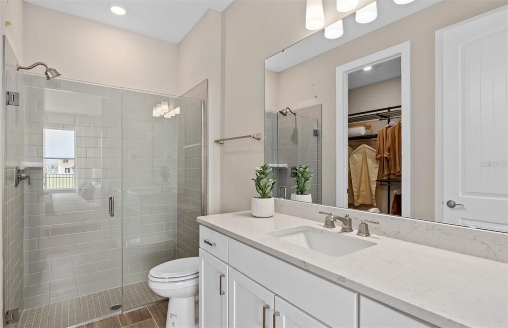 For Sale: $760,000 (5 beds, 4 baths, 3777 Square Feet)