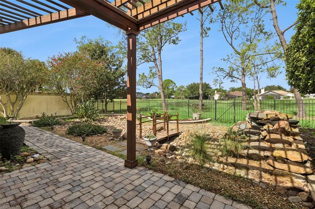 For Sale: $500,000 (3 beds, 2 baths, 2620 Square Feet)