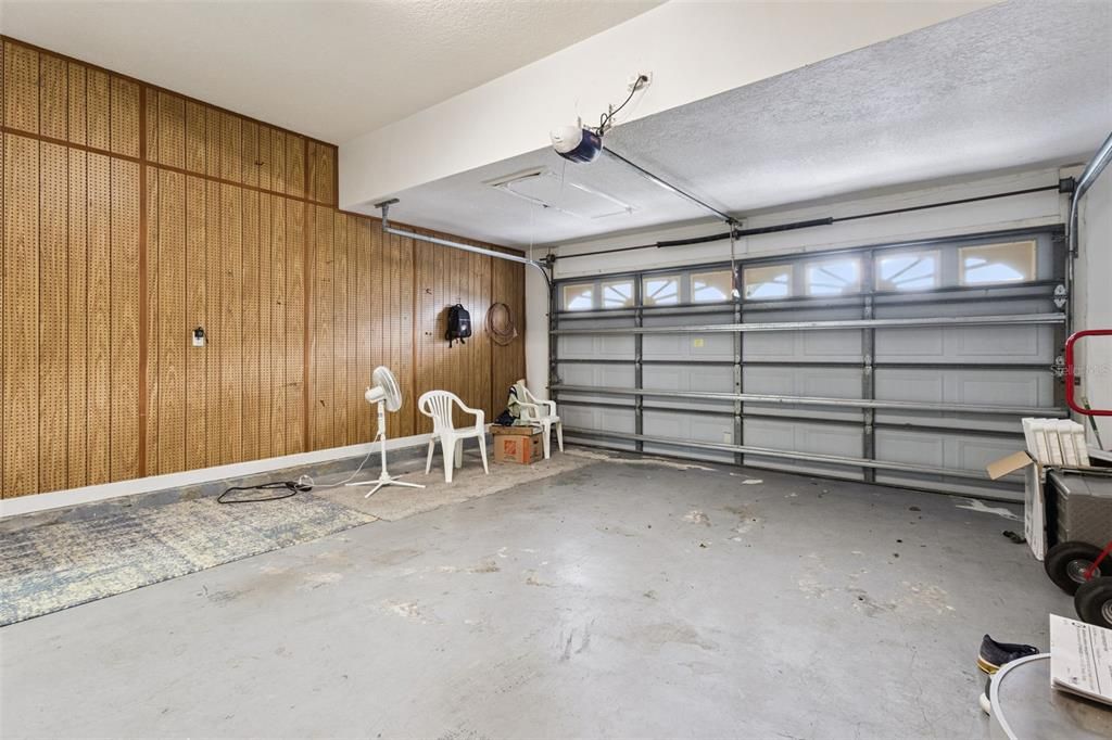 For Sale: $500,000 (3 beds, 2 baths, 2620 Square Feet)