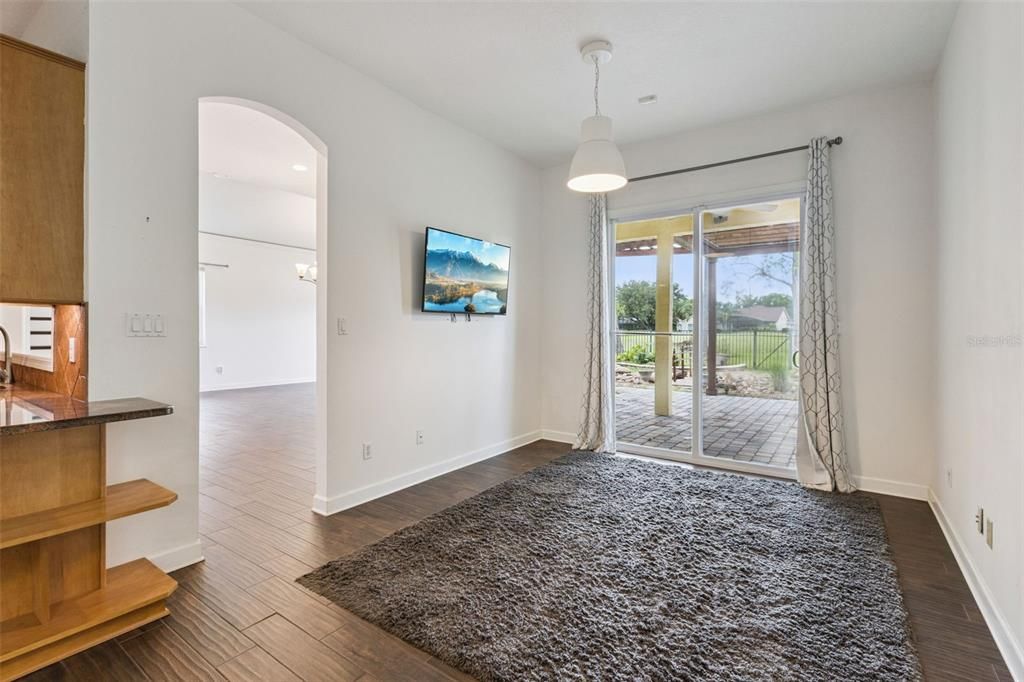 For Sale: $500,000 (3 beds, 2 baths, 2620 Square Feet)