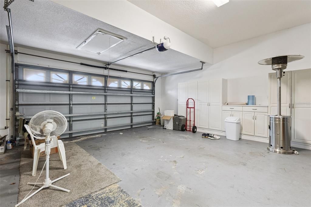 For Sale: $500,000 (3 beds, 2 baths, 2620 Square Feet)