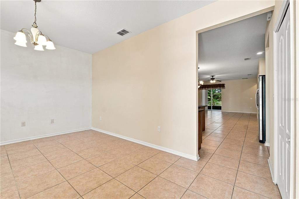 For Sale: $344,900 (4 beds, 2 baths, 2000 Square Feet)