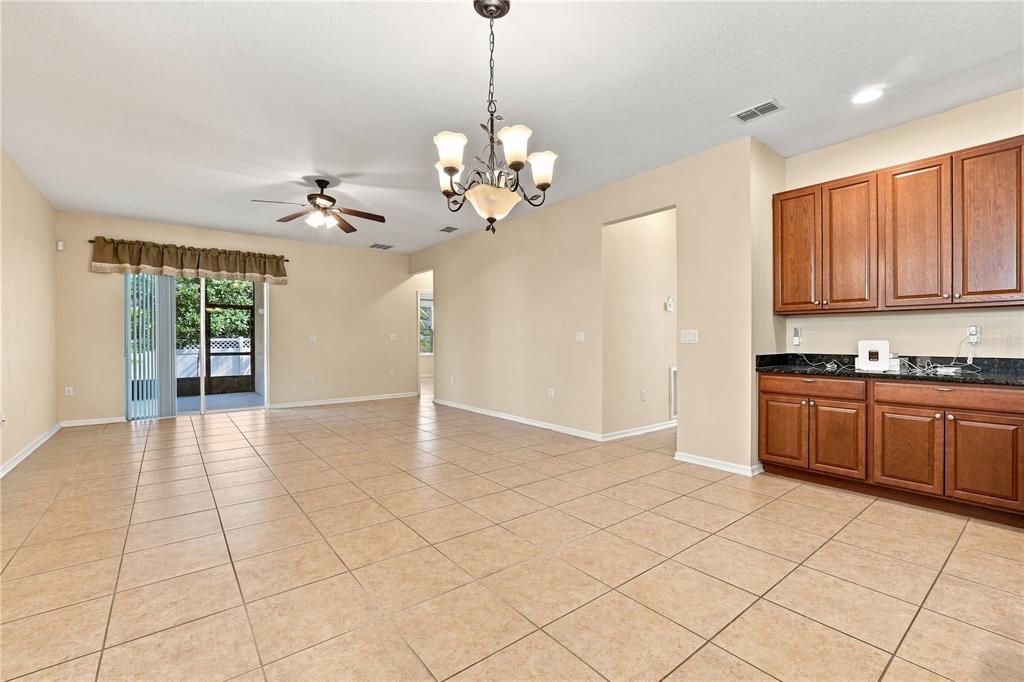 For Sale: $344,900 (4 beds, 2 baths, 2000 Square Feet)