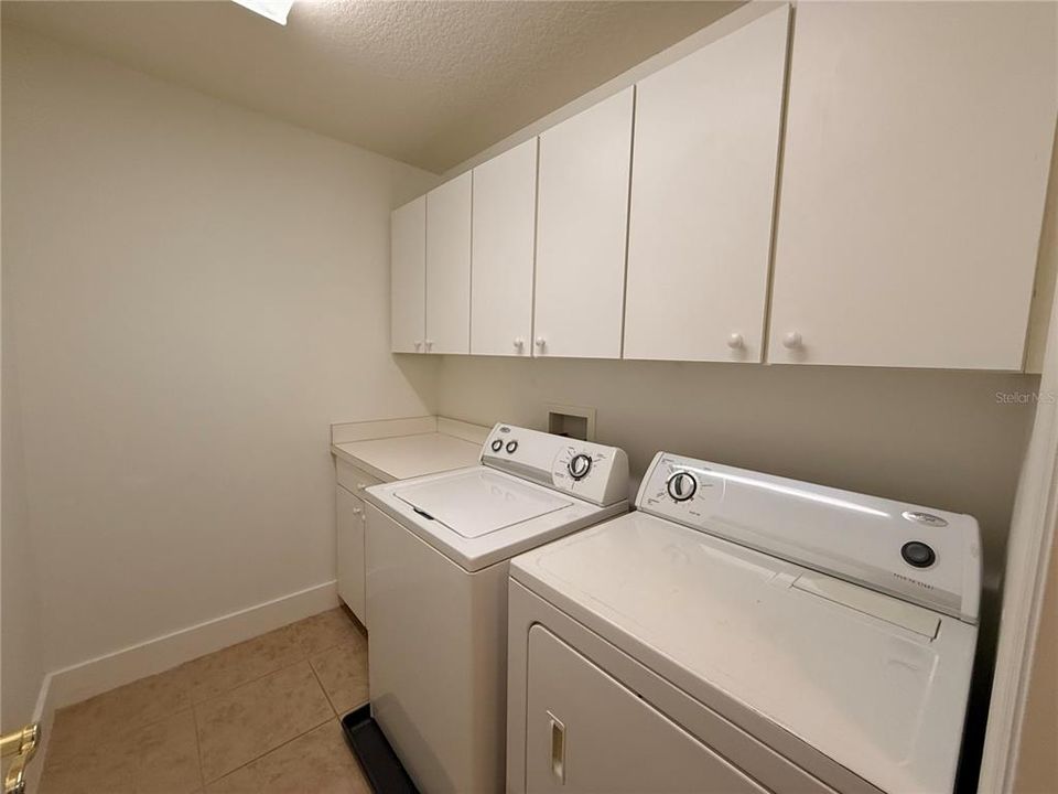 For Sale: $610,000 (4 beds, 2 baths, 2618 Square Feet)