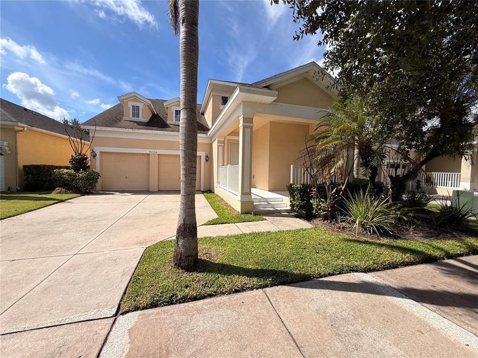 For Sale: $610,000 (4 beds, 2 baths, 2618 Square Feet)