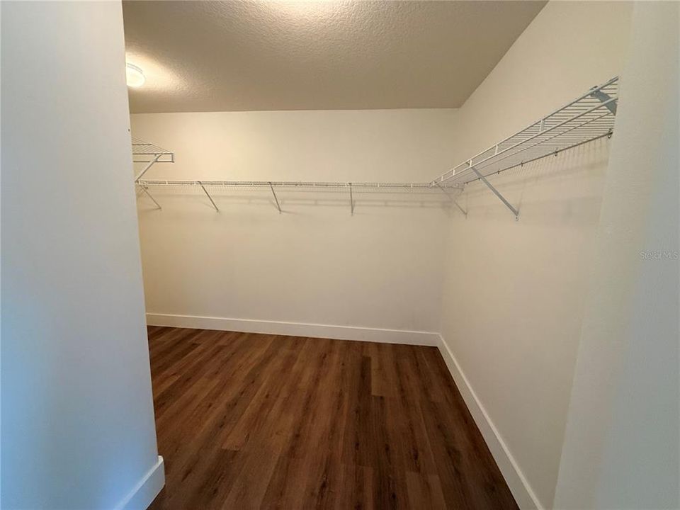 For Sale: $610,000 (4 beds, 2 baths, 2618 Square Feet)