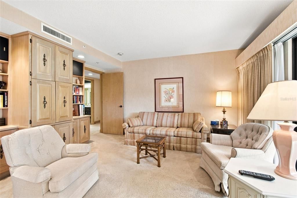 En Venta: $469,000 (2 camas, 2 baños, 1660 Pies cuadrados)