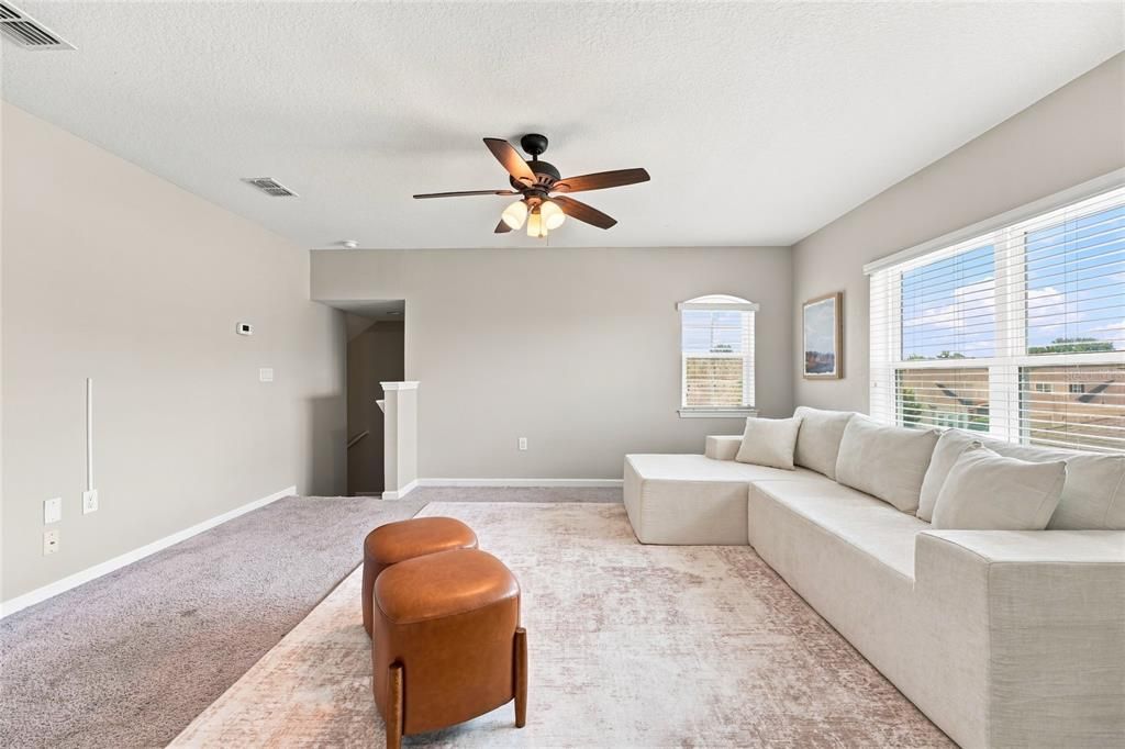 For Sale: $600,000 (5 beds, 4 baths, 3206 Square Feet)