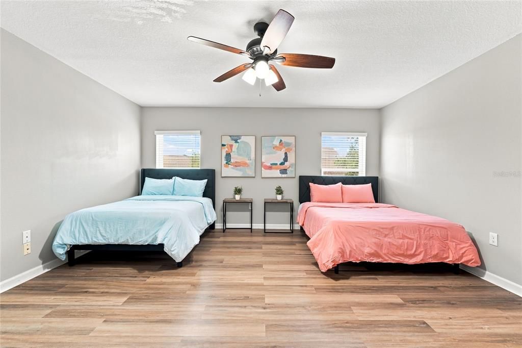 For Sale: $600,000 (5 beds, 4 baths, 3206 Square Feet)