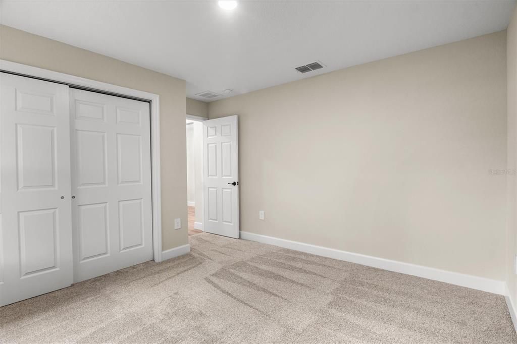 For Sale: $289,900 (3 beds, 2 baths, 1619 Square Feet)