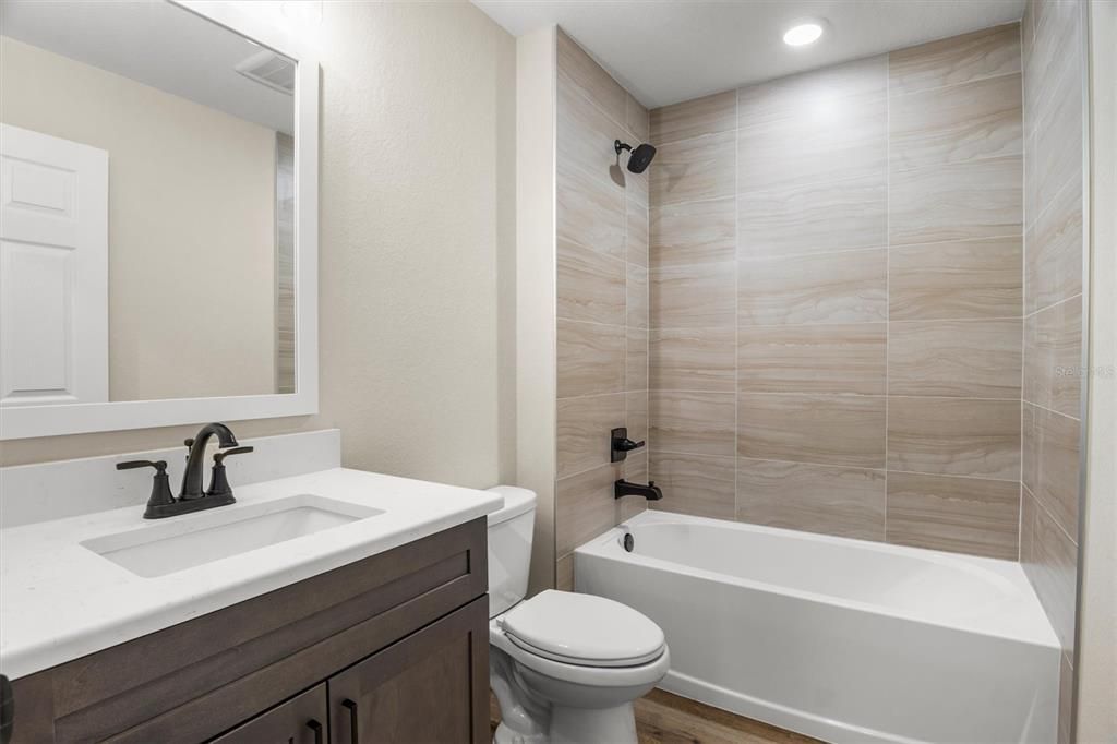 For Sale: $289,900 (3 beds, 2 baths, 1619 Square Feet)