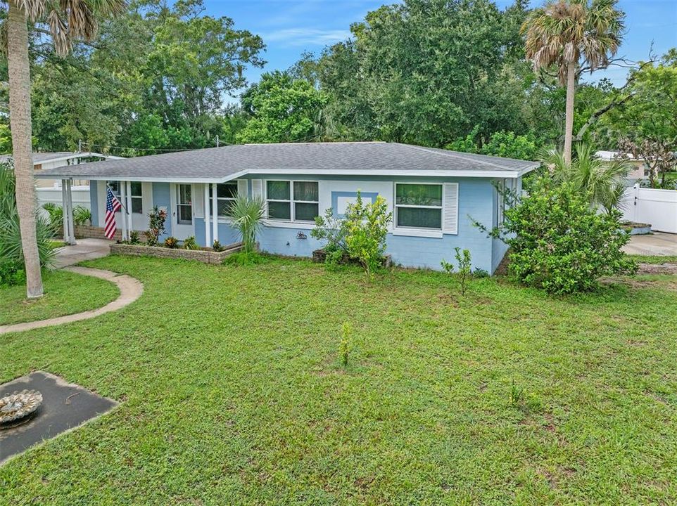 For Sale: $260,000 (3 beds, 1 baths, 1422 Square Feet)