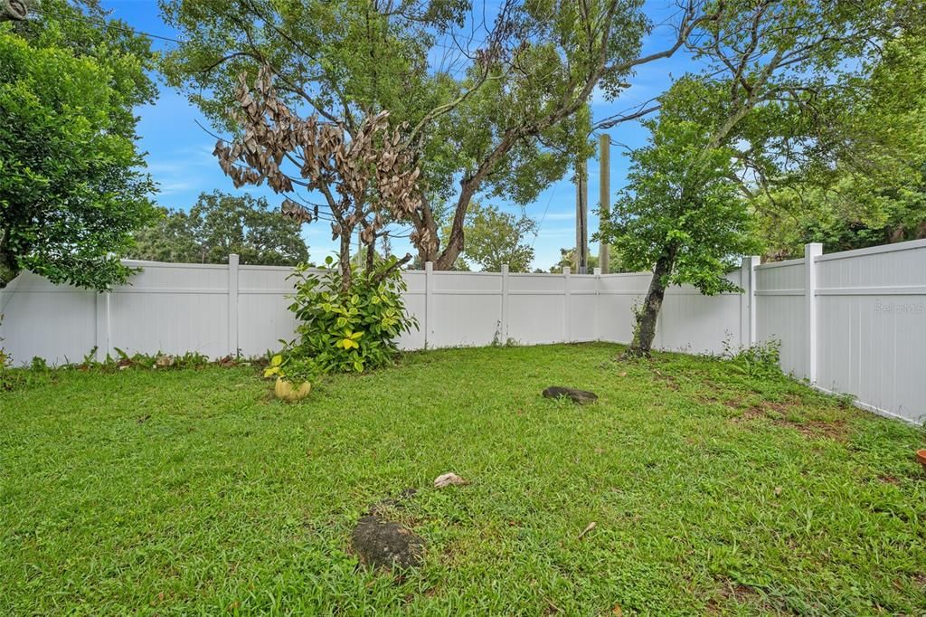 For Sale: $260,000 (3 beds, 1 baths, 1422 Square Feet)