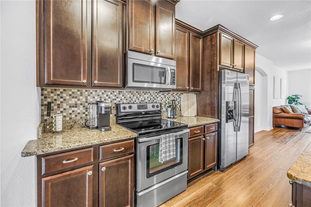 For Rent: $2,750 (2 beds, 2 baths, 1724 Square Feet)