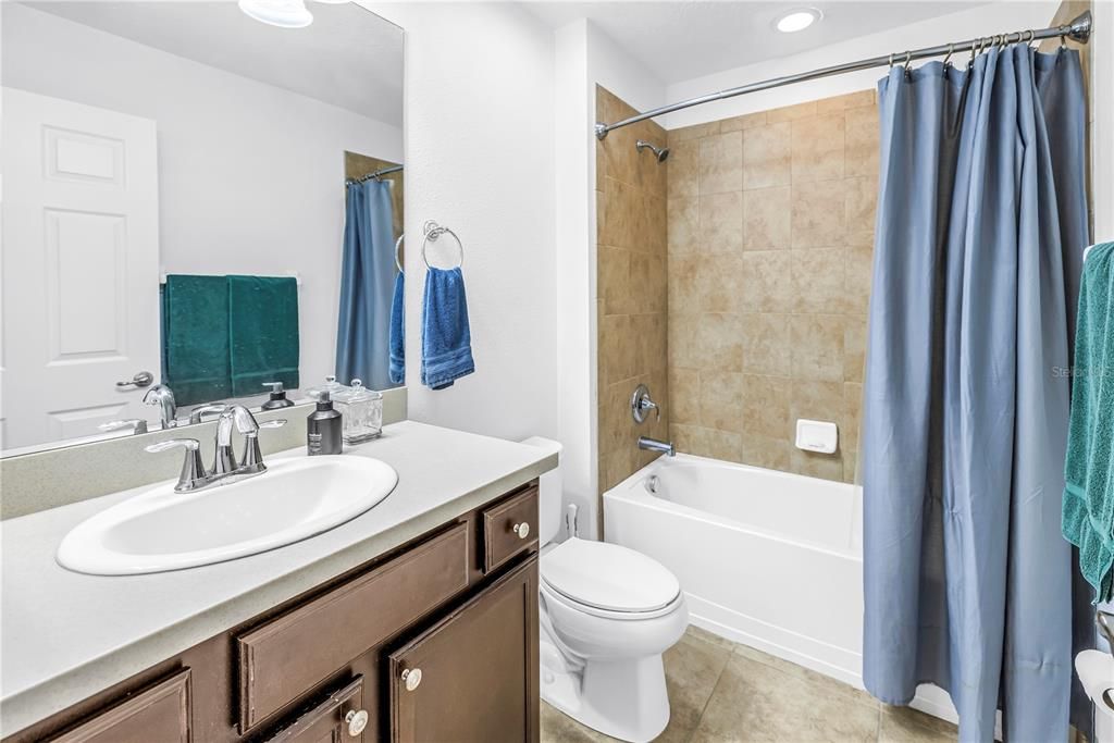 For Rent: $2,750 (2 beds, 2 baths, 1724 Square Feet)