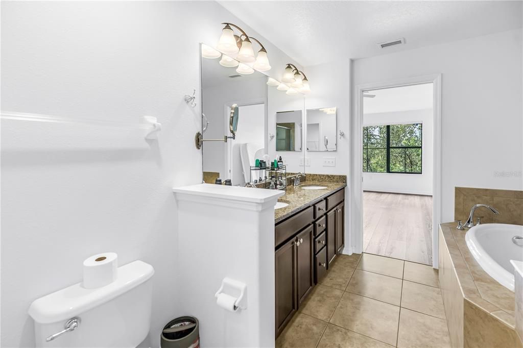 For Rent: $2,750 (2 beds, 2 baths, 1724 Square Feet)