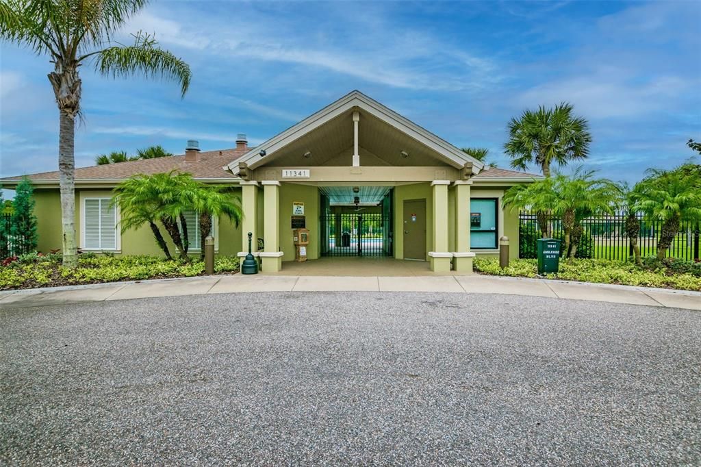 For Sale: $439,995 (4 beds, 2 baths, 2003 Square Feet)