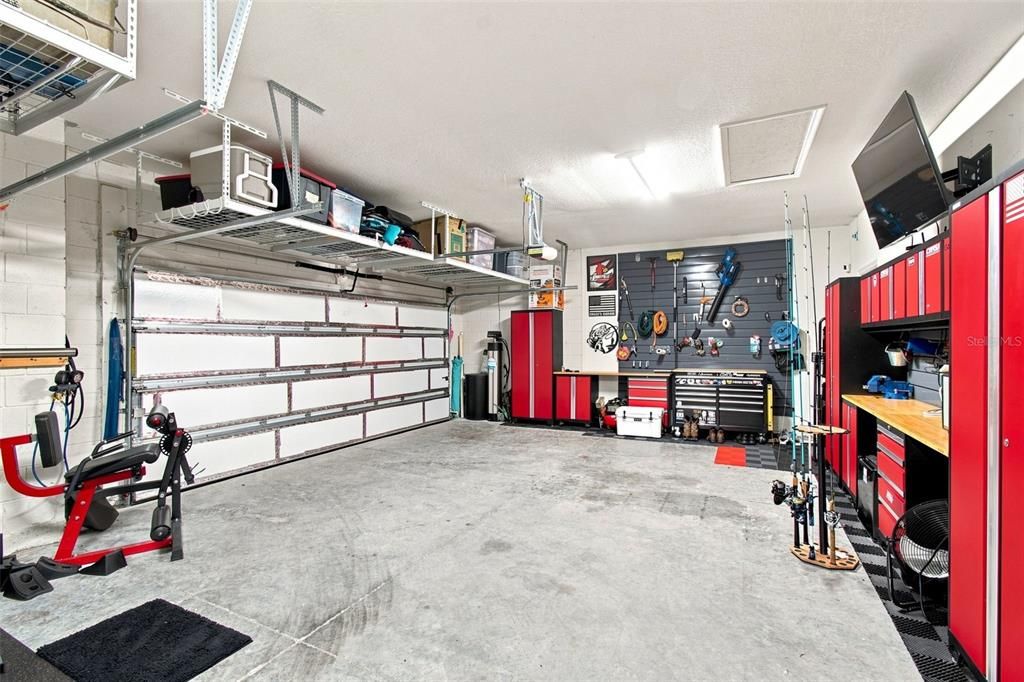For Sale: $439,995 (4 beds, 2 baths, 2003 Square Feet)