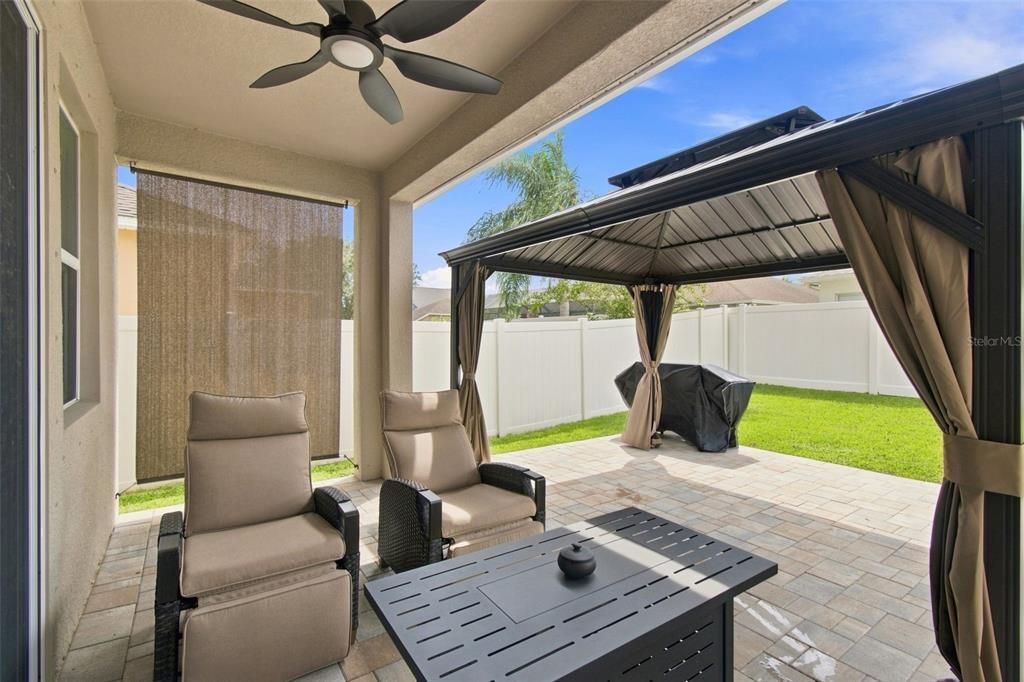 For Sale: $439,995 (4 beds, 2 baths, 2003 Square Feet)