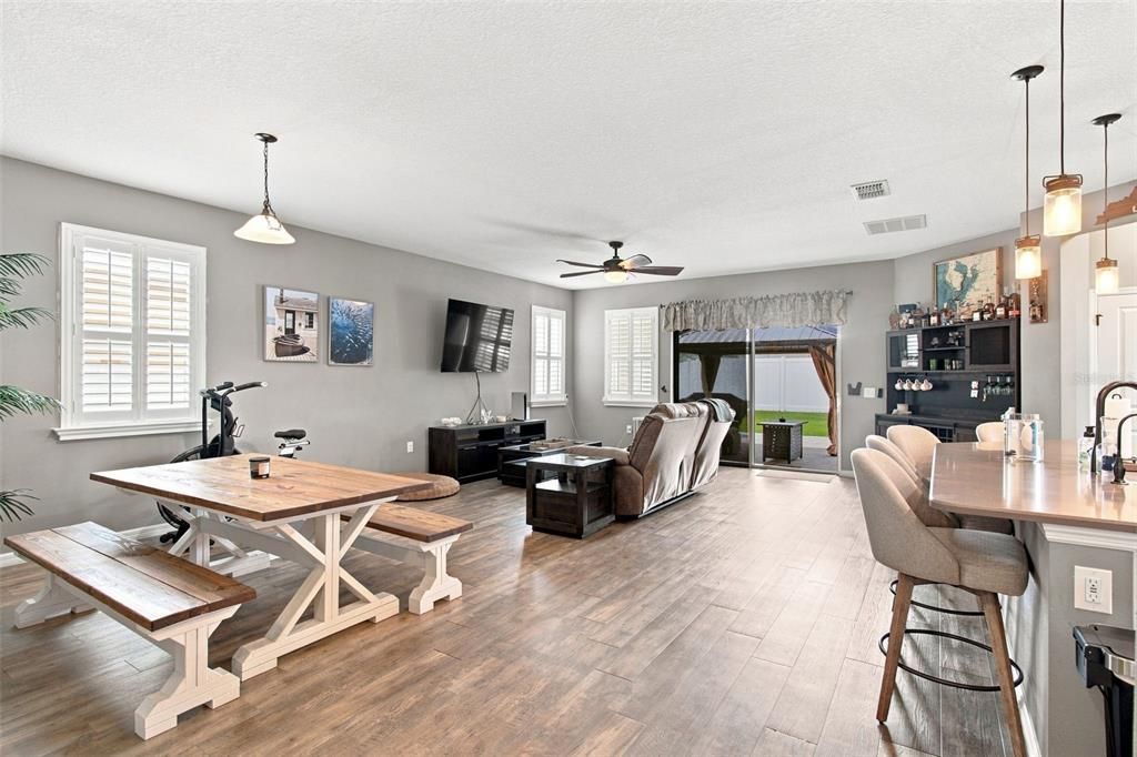 For Sale: $439,995 (4 beds, 2 baths, 2003 Square Feet)