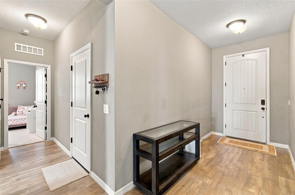 For Sale: $439,995 (4 beds, 2 baths, 2003 Square Feet)