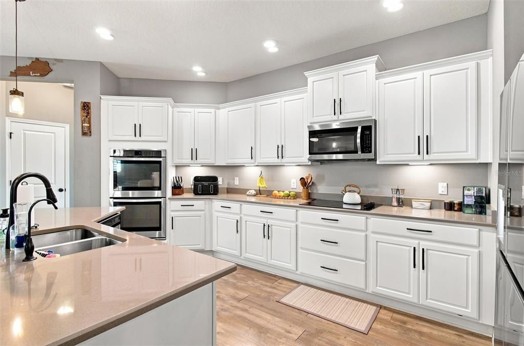 For Sale: $439,995 (4 beds, 2 baths, 2003 Square Feet)