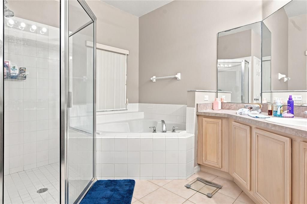 For Rent: $3,500 (4 beds, 3 baths, 2262 Square Feet)