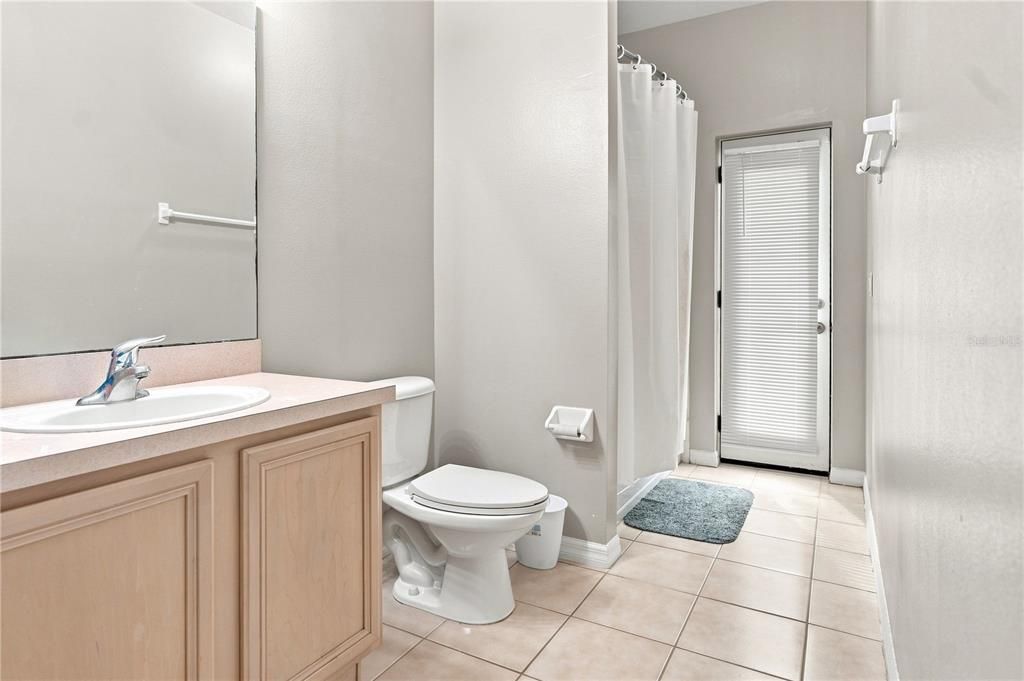For Rent: $3,500 (4 beds, 3 baths, 2262 Square Feet)