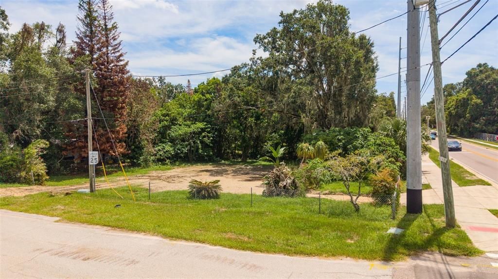 待售: $69,950 (0.25 acres)