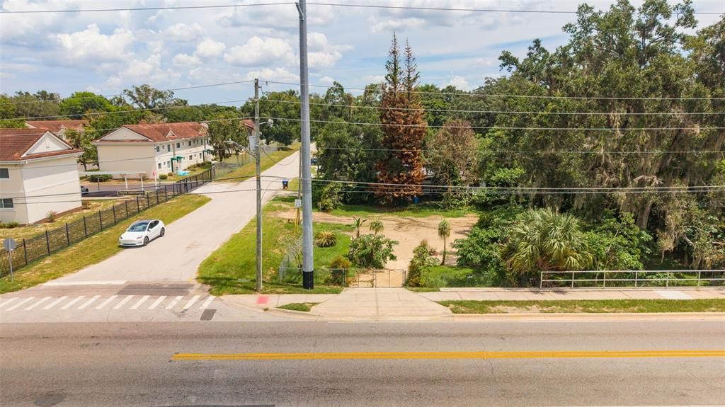 待售: $69,950 (0.25 acres)