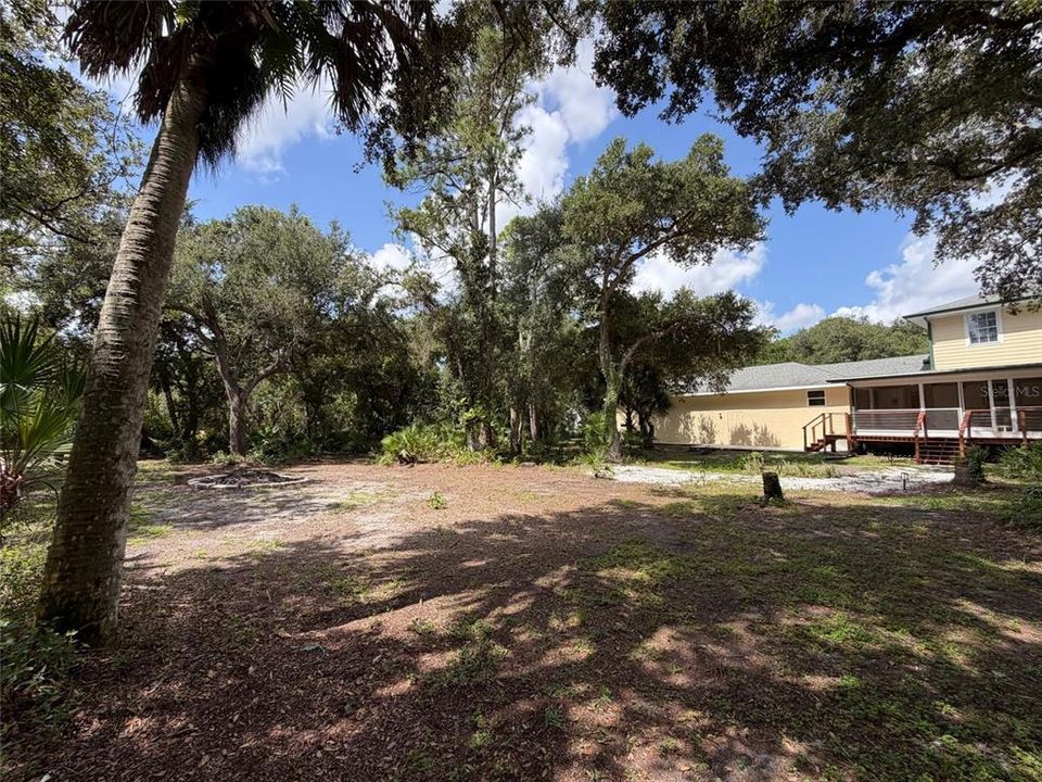 For Sale: $776,000 (3 beds, 4 baths, 2512 Square Feet)