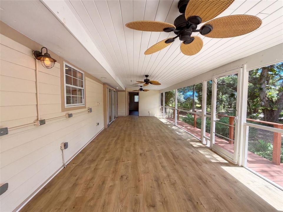 For Sale: $776,000 (3 beds, 4 baths, 2512 Square Feet)