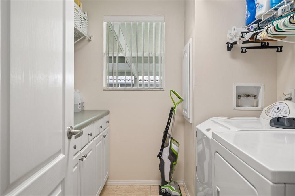 For Sale: $299,000 (3 beds, 2 baths, 1890 Square Feet)