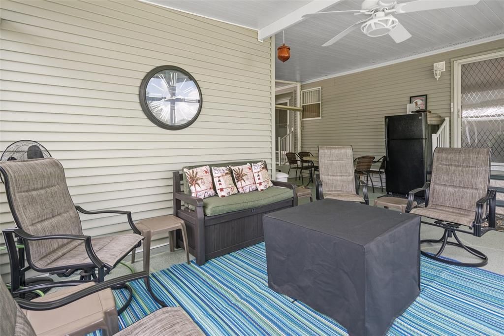 For Sale: $299,000 (3 beds, 2 baths, 1890 Square Feet)