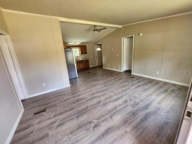 For Sale: $144,900 (3 beds, 2 baths, 960 Square Feet)