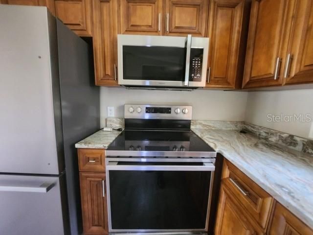 For Sale: $144,900 (3 beds, 2 baths, 960 Square Feet)