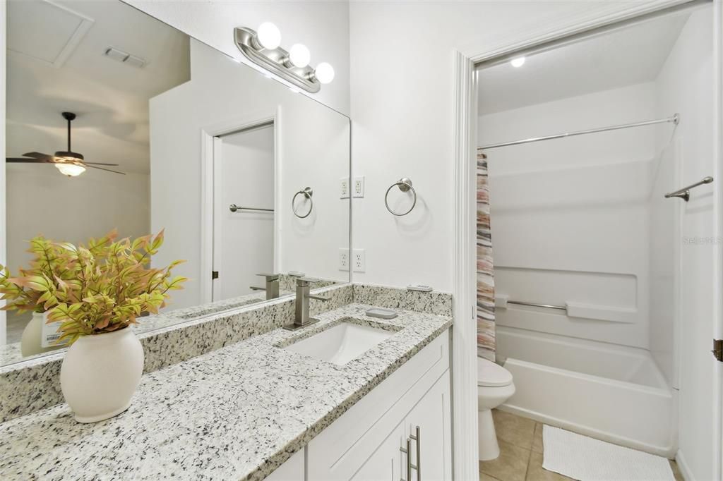 En Venta: $219,800 (3 camas, 2 baños, 1222 Pies cuadrados)