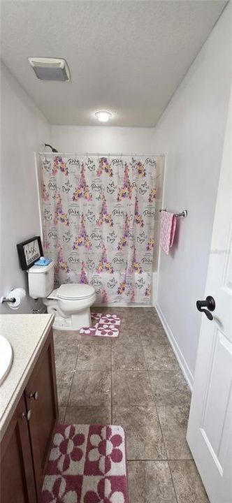 For Sale: $220,000 (2 beds, 2 baths, 1364 Square Feet)