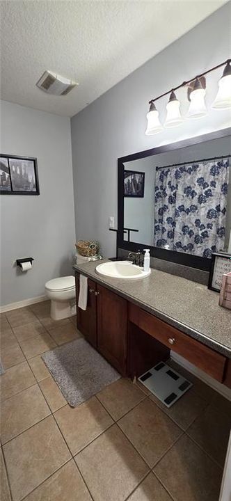 For Sale: $220,000 (2 beds, 2 baths, 1364 Square Feet)