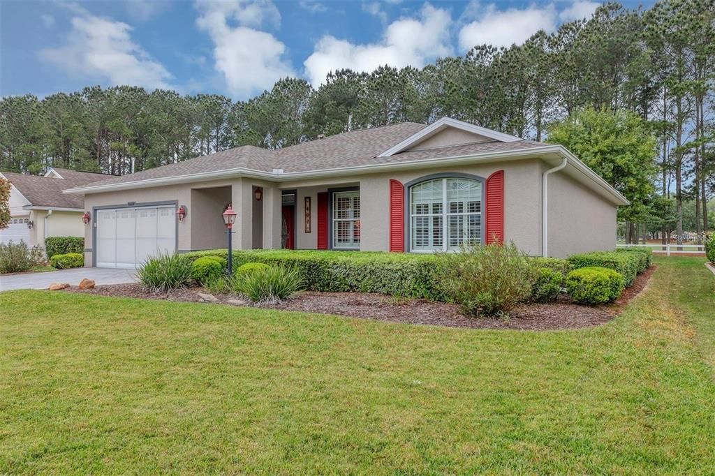 For Rent: $2,500 (3 beds, 2 baths, 1933 Square Feet)