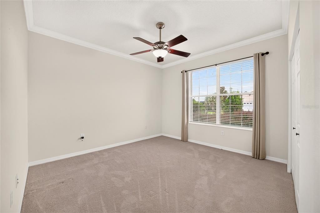 En Venta: $399,900 (3 camas, 2 baños, 2357 Pies cuadrados)
