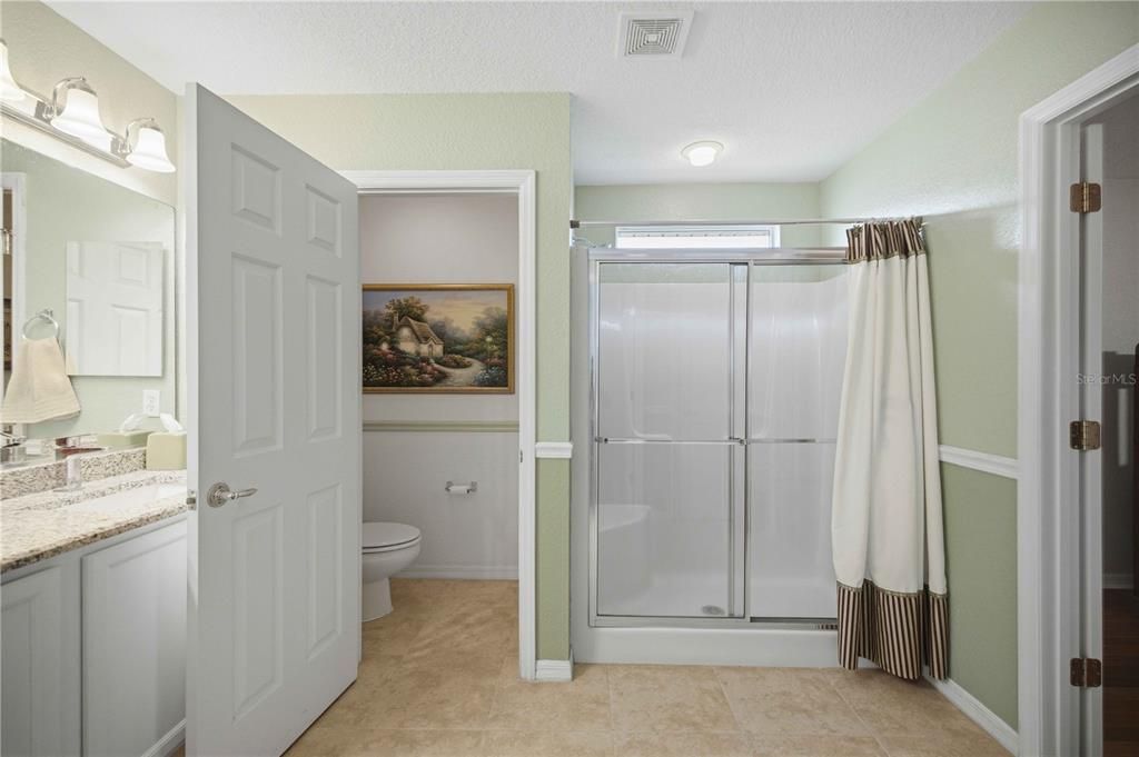 For Sale: $284,900 (2 beds, 2 baths, 1575 Square Feet)