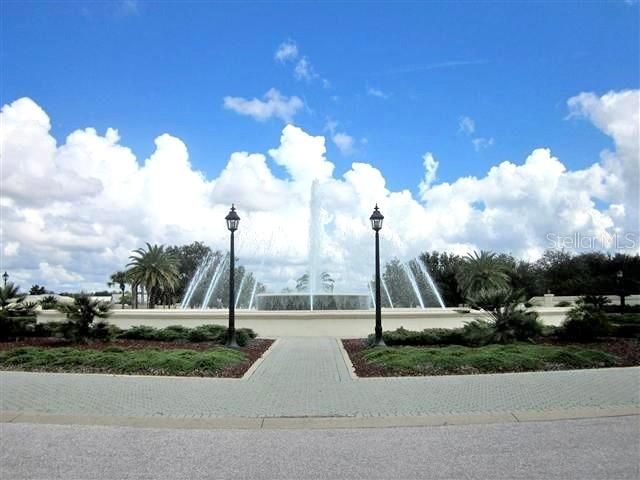 For Sale: $284,900 (2 beds, 2 baths, 1575 Square Feet)