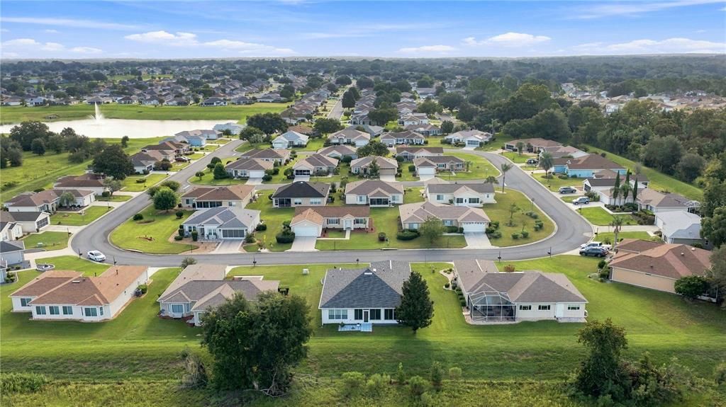 For Sale: $284,900 (2 beds, 2 baths, 1575 Square Feet)