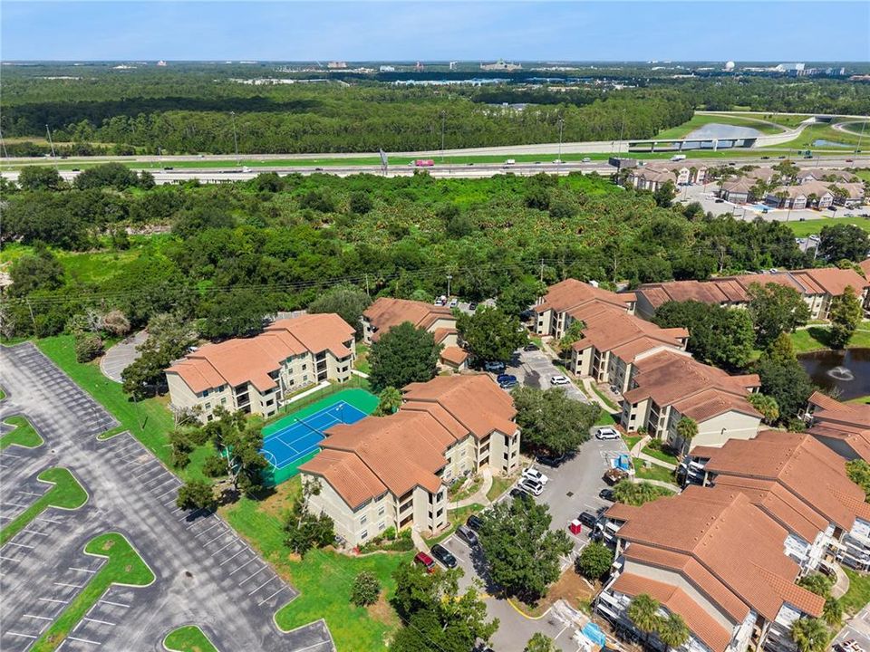 En Venta: $215,000 (2 camas, 2 baños, 937 Pies cuadrados)
