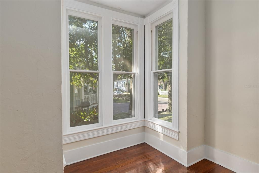En Venta: $458,000 (2 camas, 1 baños, 1384 Pies cuadrados)