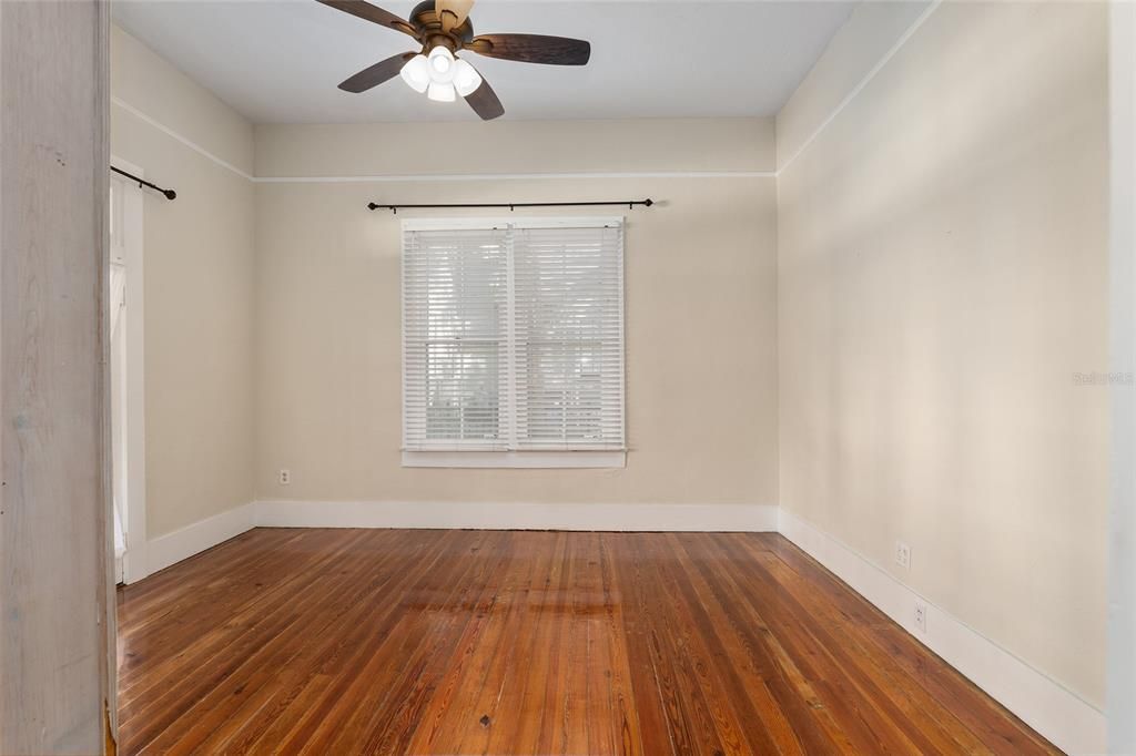 En Venta: $458,000 (2 camas, 1 baños, 1384 Pies cuadrados)