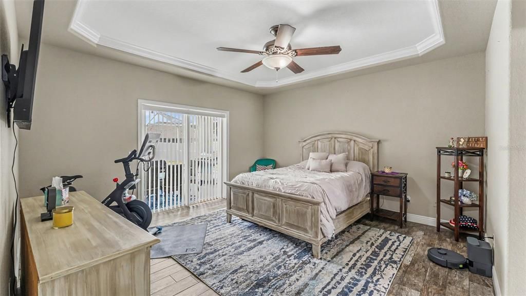 For Sale: $424,900 (4 beds, 2 baths, 1844 Square Feet)