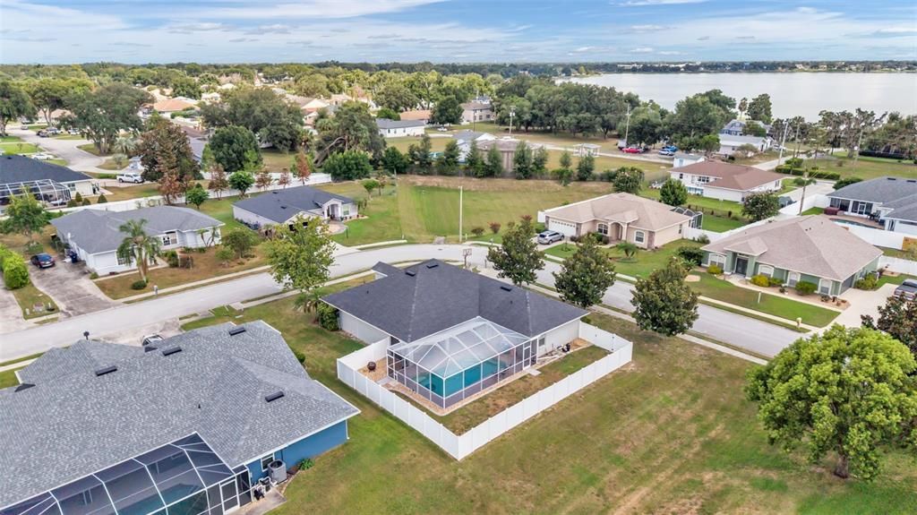 For Sale: $424,900 (4 beds, 2 baths, 1844 Square Feet)