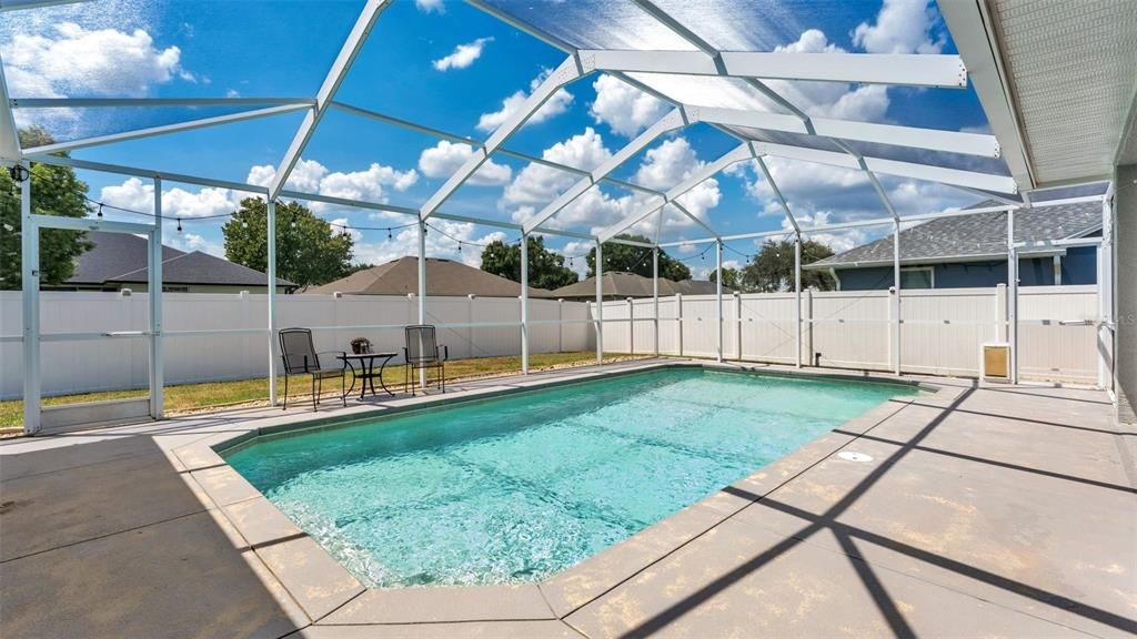 For Sale: $424,900 (4 beds, 2 baths, 1844 Square Feet)